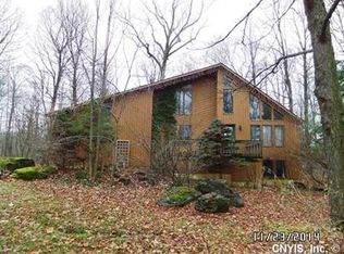 2658 Howlett Hill Rd, Marcellus, NY 13108