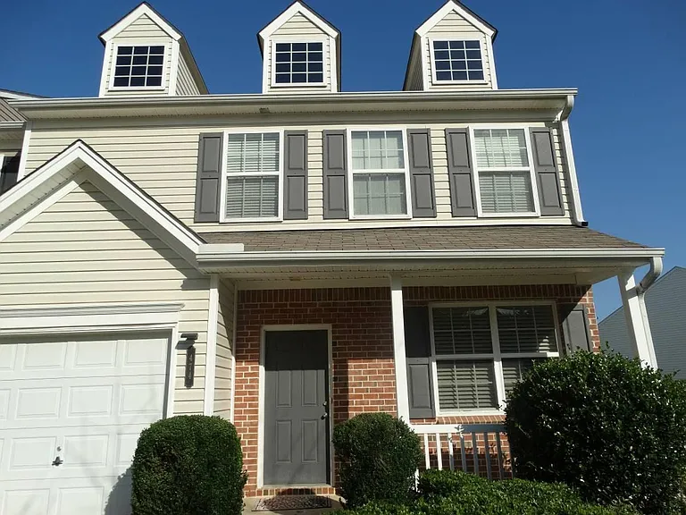 474 Windstone Trl — Photo 1