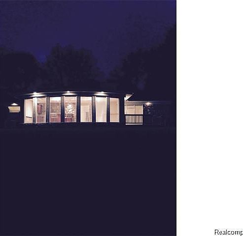 1st image of 3023 Middlebury Ln