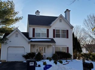 2 Gemma Ct, Piscataway, NJ 08854
