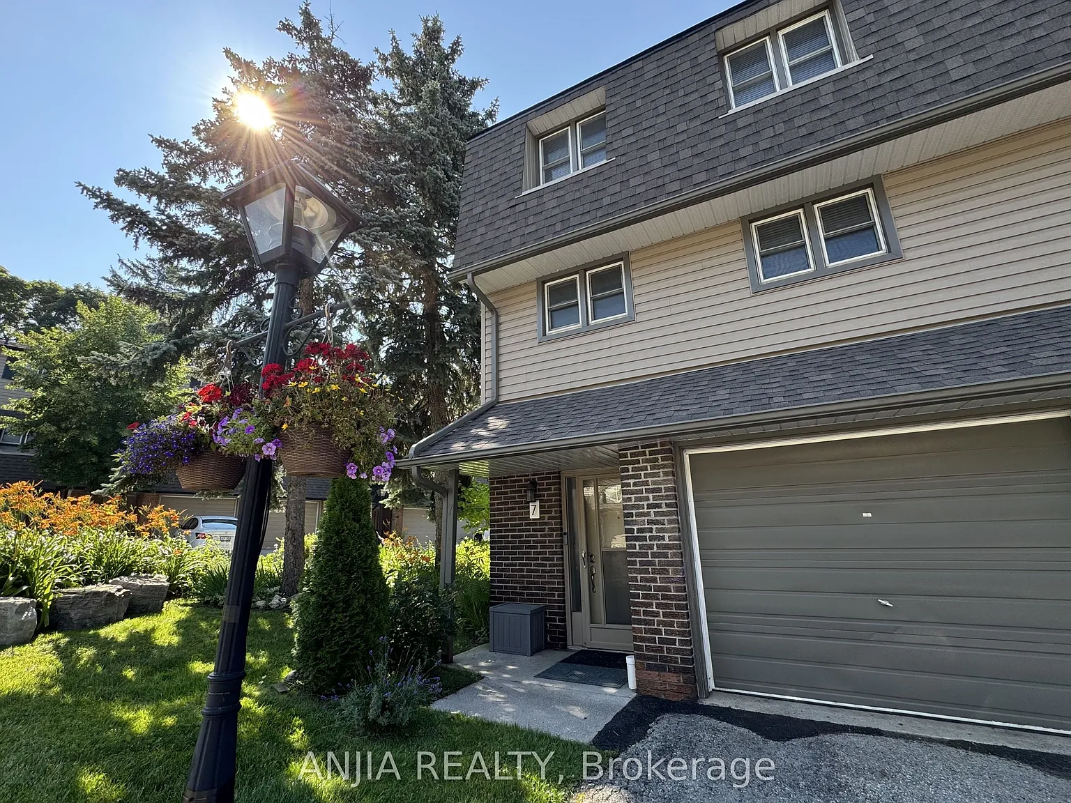 3 bed, $3,700 — Photo 4