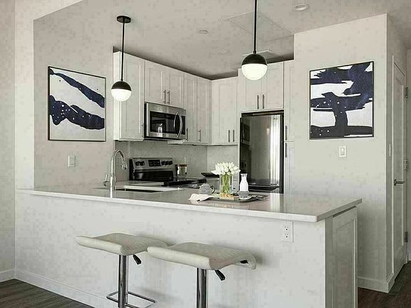 3rd image of 38-11 31st St #4EE