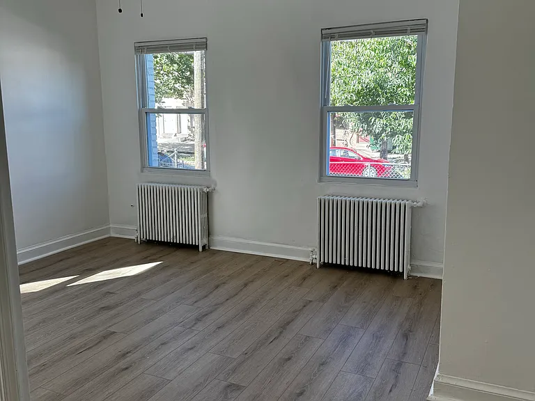 5017 1st St NW #2 — Photo 7