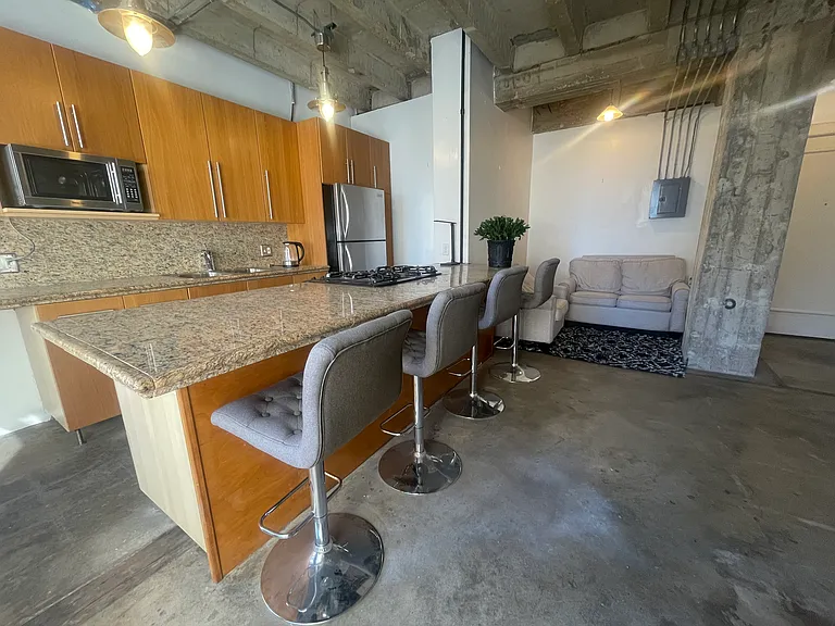 455 E Ocean Blvd — Photo 11
