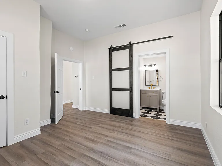 814 W Fern St — Photo 19