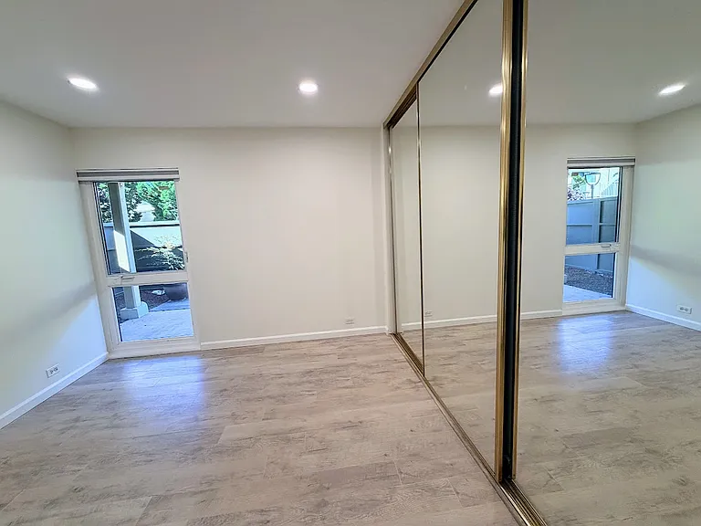 7101 Admiralty Ln — Photo 16