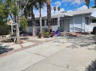 130 San Carlos Dr, Hemet, CA 92543