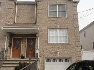 44 John St, East Rutherford, NJ 07073