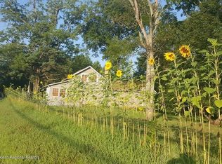 202 Asbury Rd, Farmingdale, NJ 07727