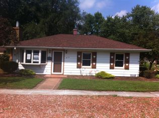 814 E Lake St, Griffith, IN 46319