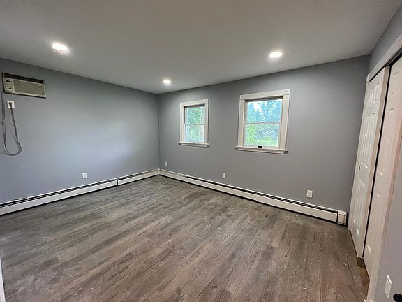 5th image of 16 Jamar Dr