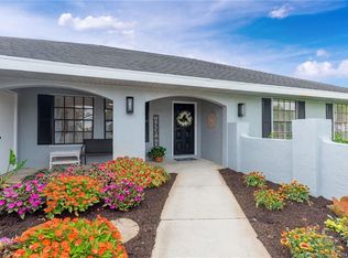 1911 SE Erwin Rd, Port Saint Lucie, FL 34952