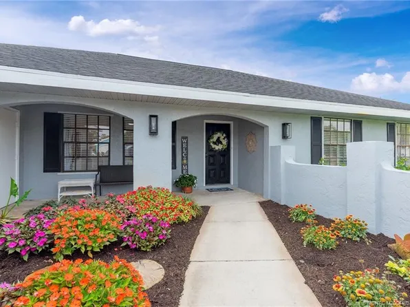 1911 SE Erwin Rd, Port Saint Lucie, FL 34952