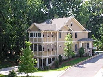 1st image of 1201 Kingsview Dr SE