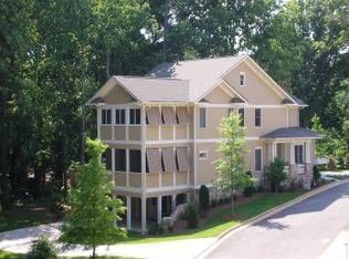 1201 Kingsview Dr SE, Smyrna, GA 30080