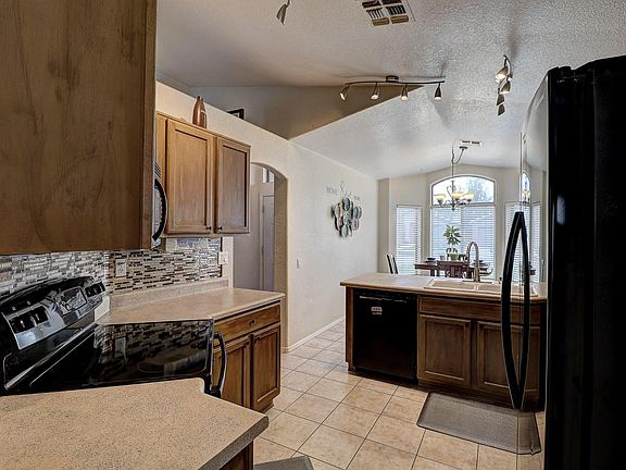 4th image of 1444 W Mead Dr