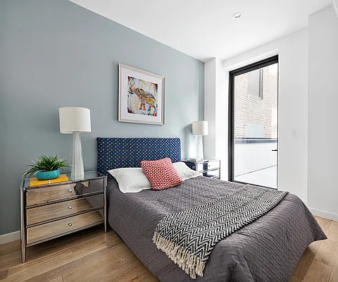 Rented by Compass | media 14