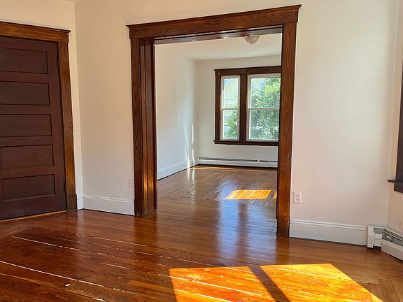 5th image of 58 Newington Ave #40DFAE139