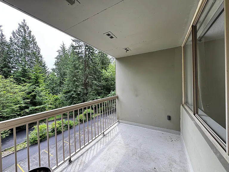 2008 Fullerton Ave #404 — Photo 11