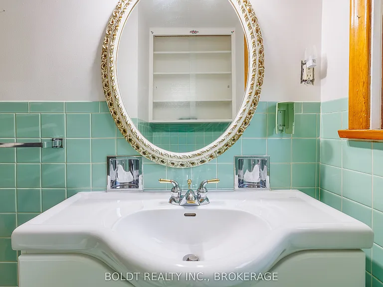 127 Louth St #1 — Photo 15