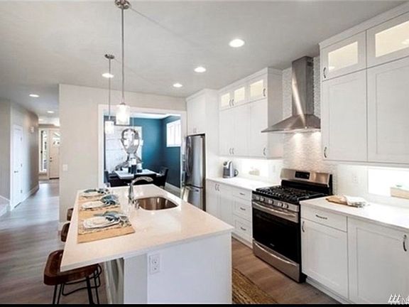 4th image of 12111 91st Avenue Ct E