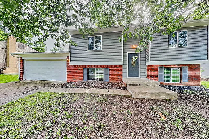 263 Fenster Dr