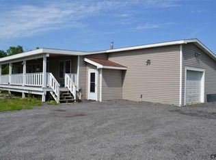540 N Green Rd, Sprakers, NY 12072