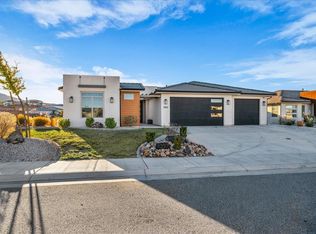 3182 E Fuchsia Dr, Saint George, UT 84790
