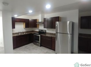 3900 W Jackson Blvd #1, Chicago, IL 60624