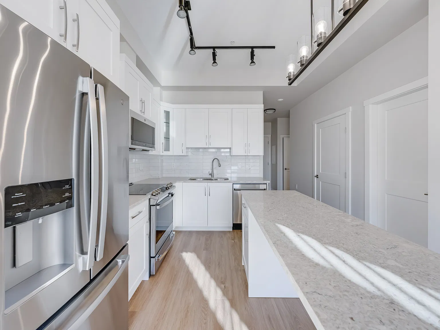 208b St, Langley — Photo 3