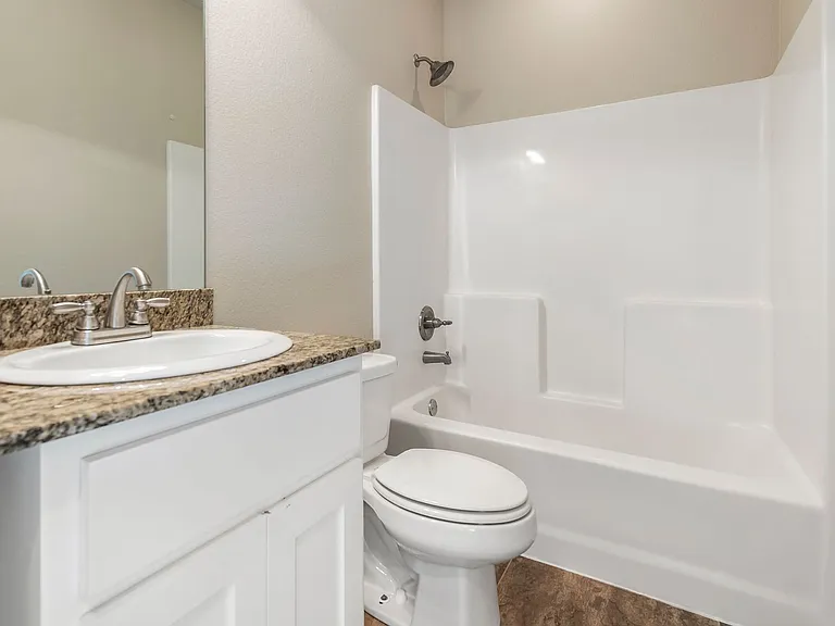 842 Baker St NW — Photo 14
