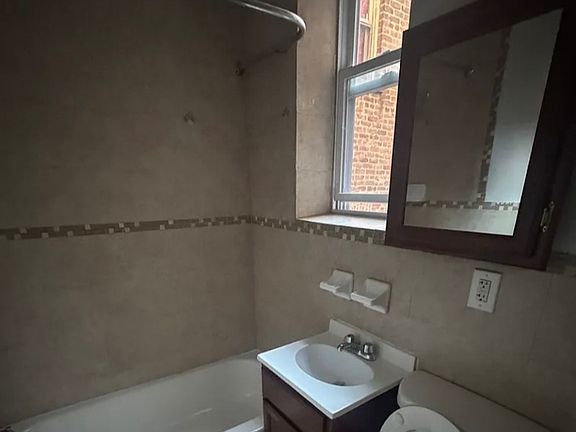 4th image of 399 Avenue C #4A