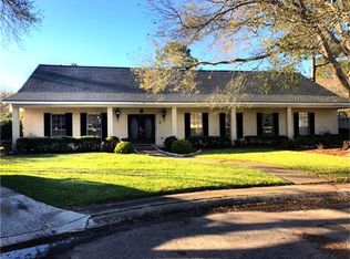 5 Palm Pl, Angleton, TX 77515