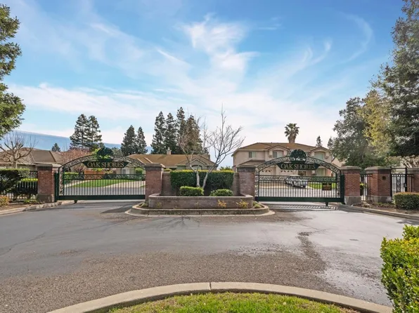 3649 Oak Shores Dr, Stockton, CA 95209