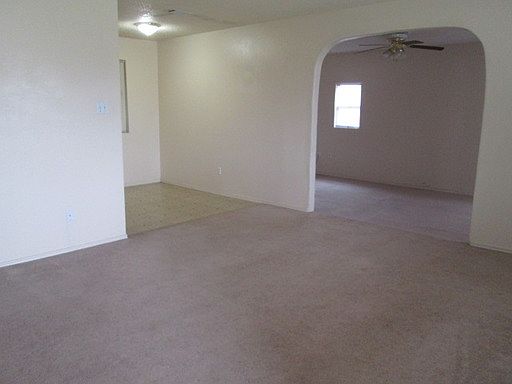 2nd image of 511 Russell St