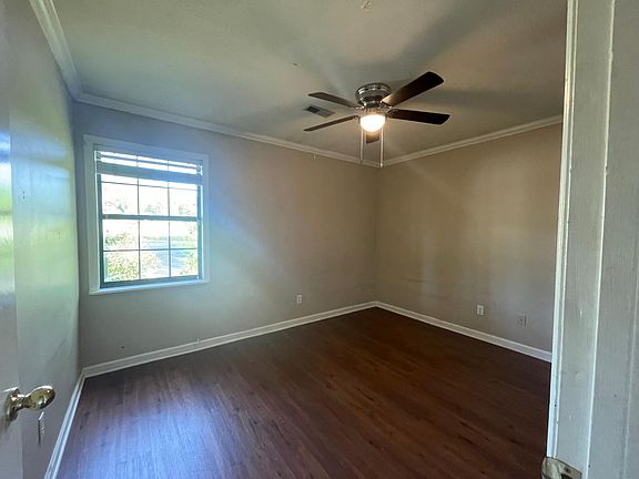 4th image of 3769 Wears Valley Rd APT 1