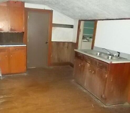 4th image of 502 N Franklin Ave