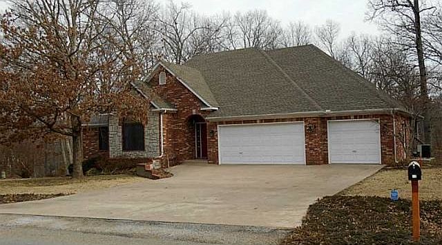 1st image of 12 Pentland Dr