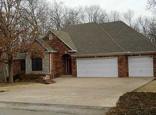 12 Pentland Dr, Bella Vista, AR 72715