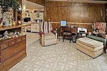 3rd image of 9860 9th Ave