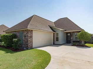 2008 Daspit Rd, New Iberia, LA 70563