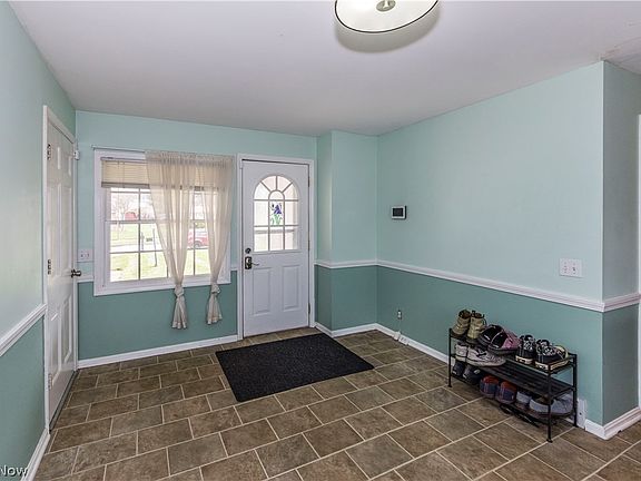 2nd image of 4607 Woodside Ave NW