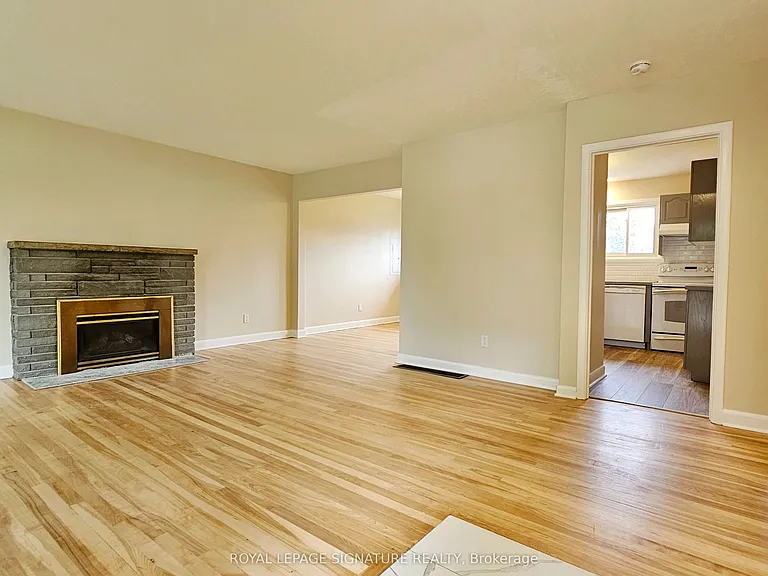 2368 Drury Ln #MAIN — Photo 9