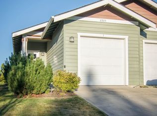 2325 NE Mary Rose Pl APT 2, Bend, OR 97701