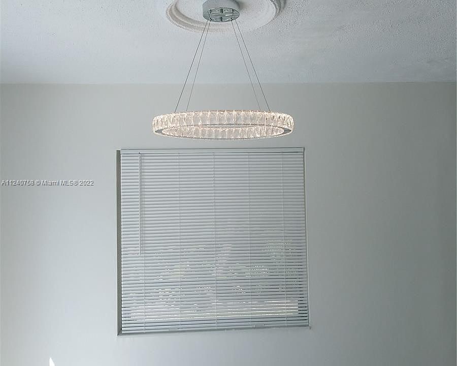 1st image of 590 NE 20th St #1-2