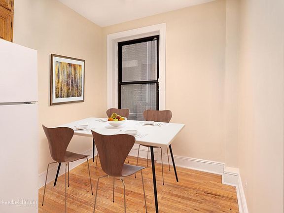 3rd image of 107 W 82nd St APT 2A