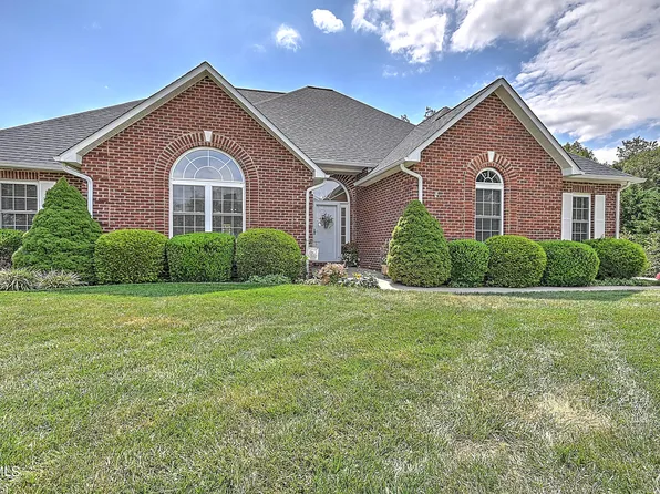 35 Chase Ct, Greeneville, TN 37745
