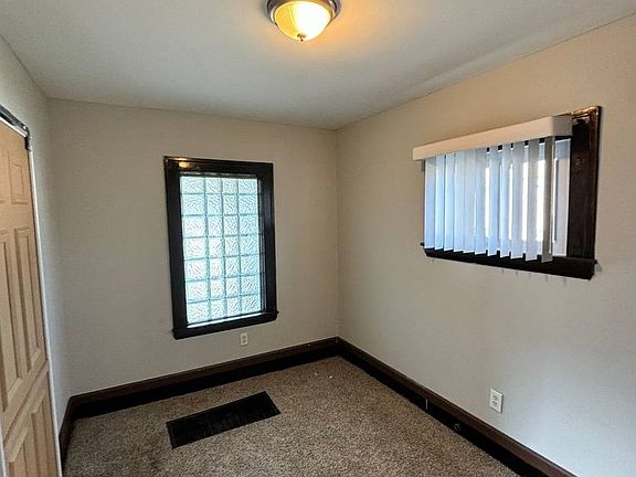 2nd image of 6306 Flowerdale Ave