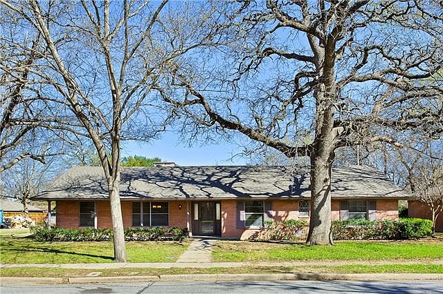 1st image of 642 Hartin Cir