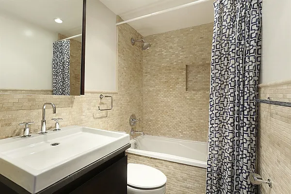 Sold by Corcoran | media 6
